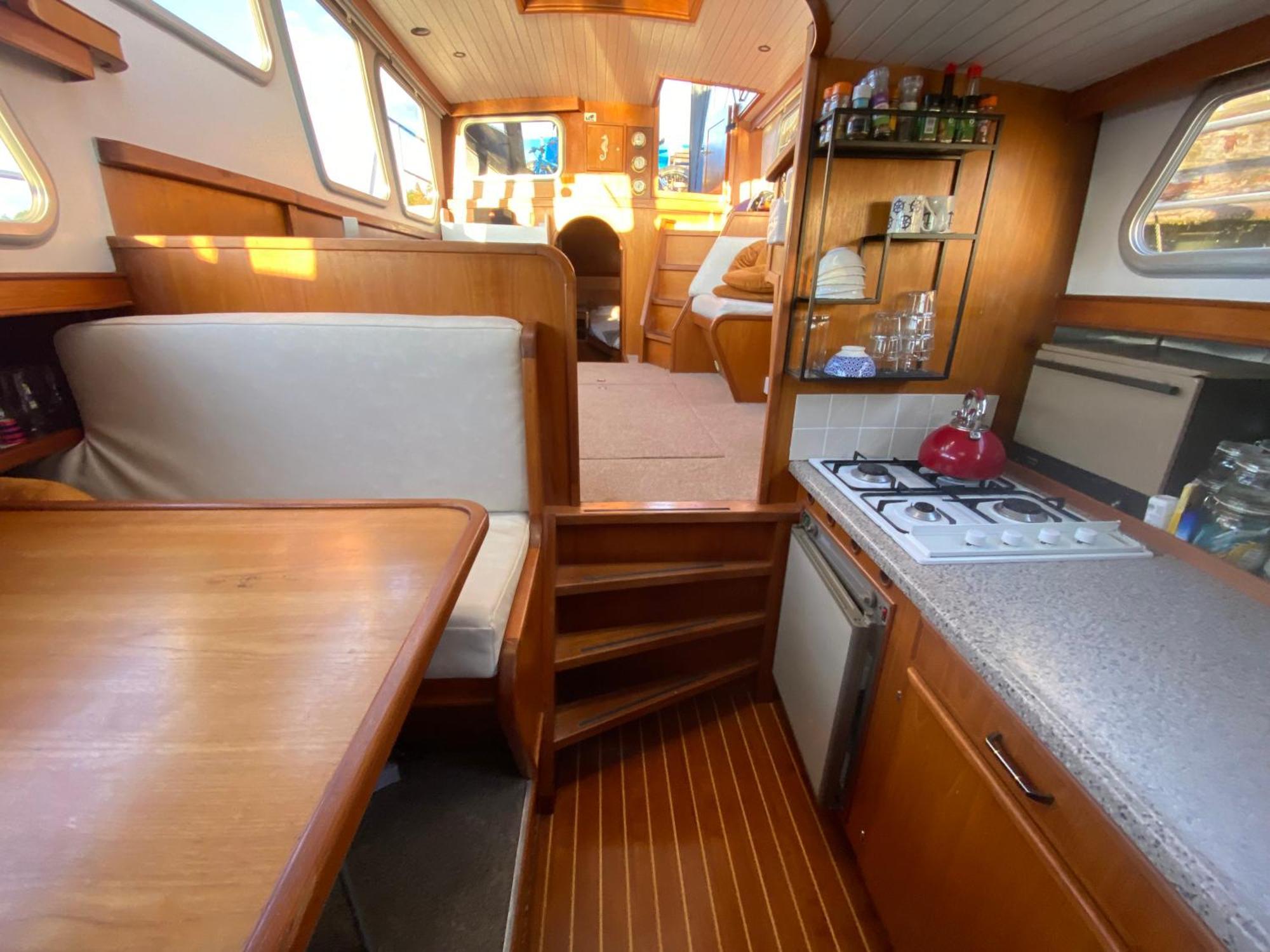 Botel The Marina Experience Athlone